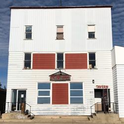 Acme Inn, opening hours