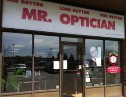 Mr Optician, Stratford, ON opening hours