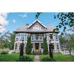Hillhurst Inn, Charlottetown, PE opening hours