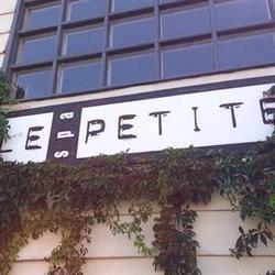 Le Petite SPA, Guelph, ON opening hours