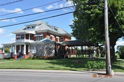 Auberge Des 3 Pins, Saint-Guillaume, QC opening hours