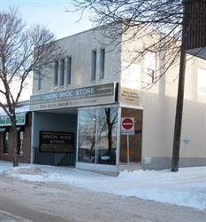 Union Shoe Store, Brandon, MB opening hours