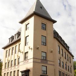 Chateau Dubuc (Le), Chicoutimi, QC opening hours