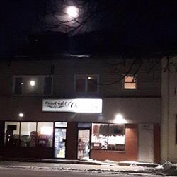 Courtright Variety, opening hours