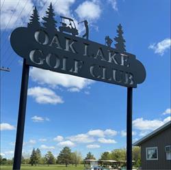 Oak Lake Golf Club, opening hours