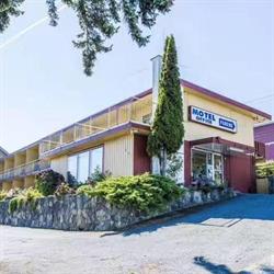 Holiday House Motel, Ladysmith, BC opening hours