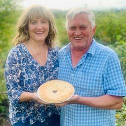 Pearsons Berry Farm, Bowden, AB opening hours