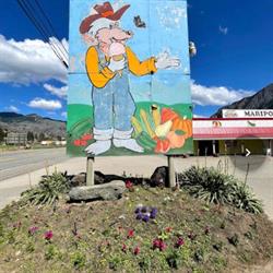 Mariposa Fruit Stand, Keremeos, BC opening hours
