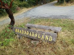 Bradsdadsland Campsite, Hornby Island, BC opening hours