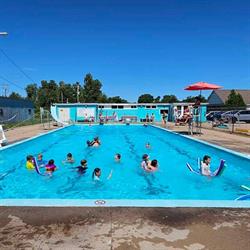 Middleton & District Swimming Pool, opening hours