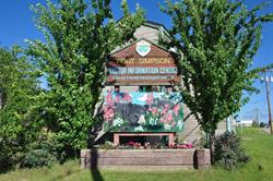 Fort Simpson Visitor Information Centre, opening hours