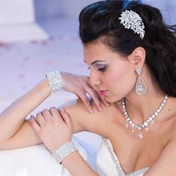 Woodbridge Bridal Accessories, opening hours