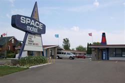 Space Motel, Niagara Falls, ON opening hours