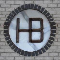 Brooks Hotel, opening hours