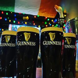 Rose & Crown The in Toronto, ON (Sherwood Park) - Opening Hours