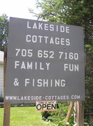 Lakeside Cottages, Lakefield, ON opening hours