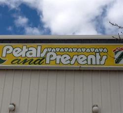 Petals & Presents, Deloraine, MB opening hours