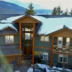 Greenwood Country Inn, Pemberton, BC opening hours