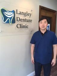 Langley Denture Clinic, opening hours