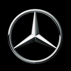Mercedes-Benz Toronto Downtown, opening hours