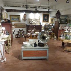 Antiques Puces Libres in Montréal, QC (Villeray) - Opening Hours