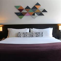 Hotel Des Coutellier in Québec, QC (Vieux-Québec - Montcalm) - Opening Hours