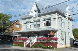 Auberge de L'eveche, Rimouski, QC opening hours