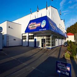 Craftsman Collision, North Vancouver, BC opening hours