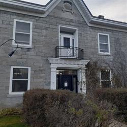 Cayer Ouellette, Chambly, QC opening hours