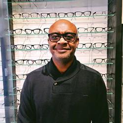 Bloor Eyewear Boutique in Toronto, ON (Downtown) - Opening Hours