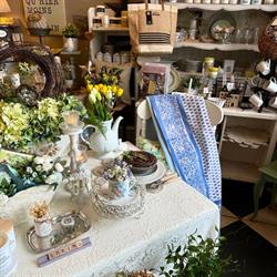 French Vanilla Home and Garden in Victoria, BC (Jubilee South) - Opening Hours