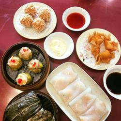 You & Me Restaurant in Calgary, AB (Downtown) - Opening Hours