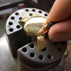 Batten Hand Engraving in Toronto, ON (Downtown) - Opening Hours