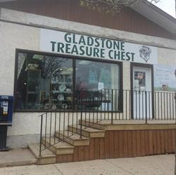 Gladstone Treasure Chest, opening hours