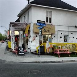 Vachement Folle, Laval, QC opening hours