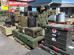 Larochelle J P & f Surplus d Armée Inc, Dunham, QC opening hours
