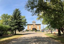 Town Of Dundurn, opening hours