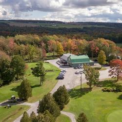 Club De Golf De Valcourt, opening hours