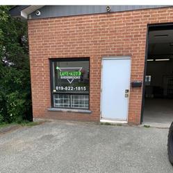 Lave Auto Sherbrooke 2005, opening hours