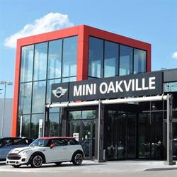 Mini Oakville, opening hours
