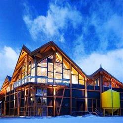 Russell & Russell Design Studio, Canmore, AB opening hours