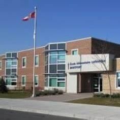 Ecole Montfort in Ottawa, ON (Cummings) - Opening Hours