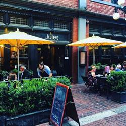 Jules French Bistro in Vancouver, BC (Gastown) - Opening Hours