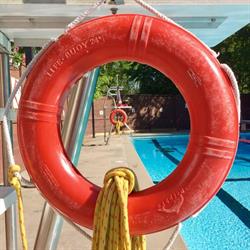 Mooredale Swimming Pool Club in Toronto, ON (Midtown Toronto) - Opening Hours