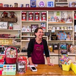 Nutty Chocolatier, Huntsville, ON opening hours
