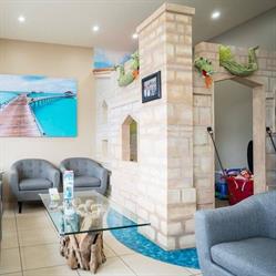 Hollidge Family Dentistry, Aurora, ON opening hours