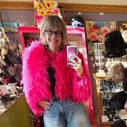Lady Luck Boutique in Halifax, opening hours