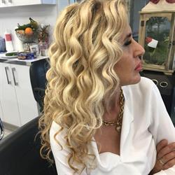 L'Studio Roxanne Hair & Beauty, Thornhill, ON opening hours