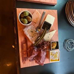 Wine Bar Kensington in Calgary, AB (Hillhurst) - Opening Hours