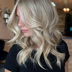 Signature Styles By Tia, Renfrew, ON opening hours